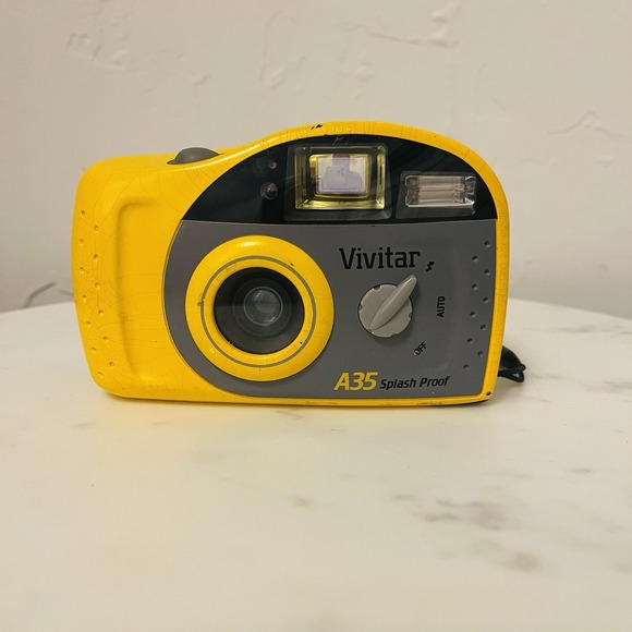 Vivitar A35 Splash Proof Point and Shoot 35mm Film Camera - Picture 1 of 6